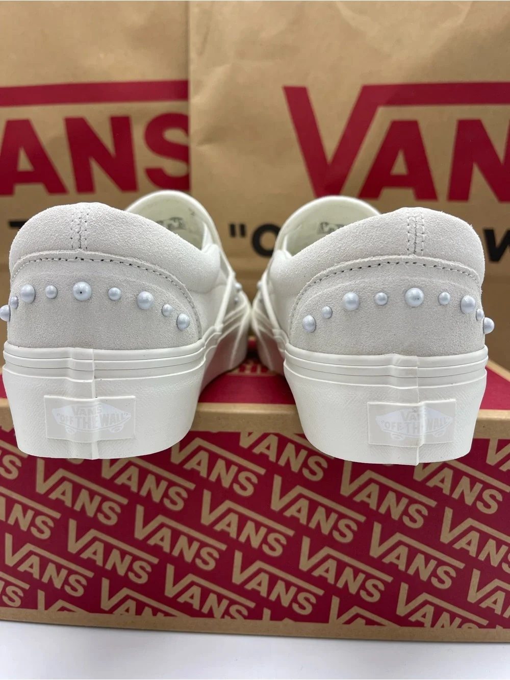 Vans Women's Classic Slip-On Platform Sneakers  Pearls Marshmallow VN000EA9CCZ